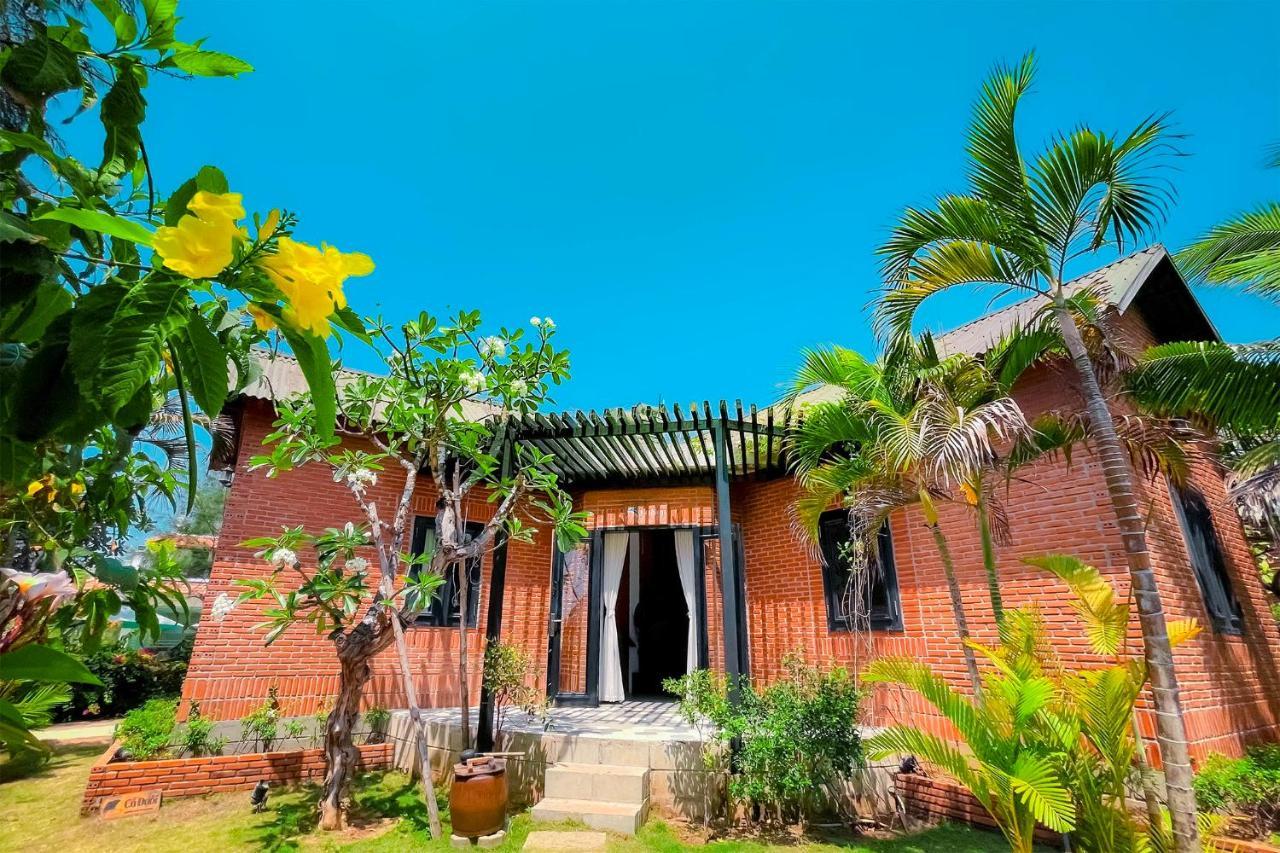 Long Hai Channel Beach Resort Bagian luar foto