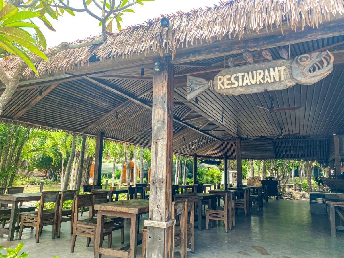 Long Hai Channel Beach Resort Bagian luar foto