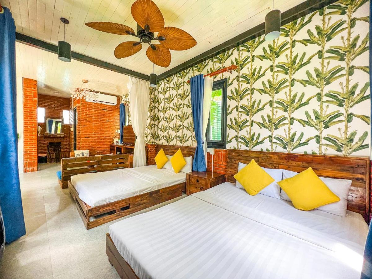Long Hai Channel Beach Resort Bagian luar foto
