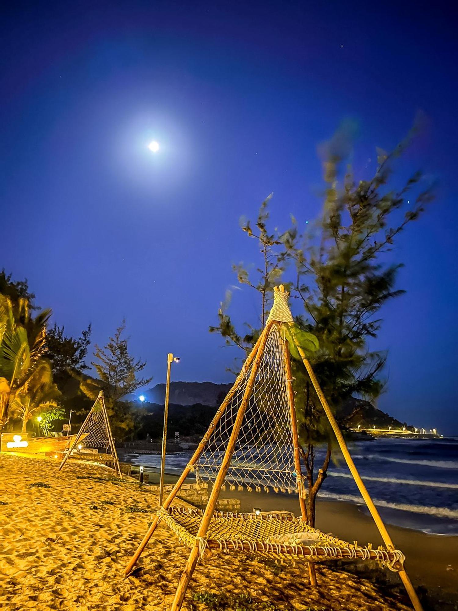 Long Hai Channel Beach Resort Bagian luar foto