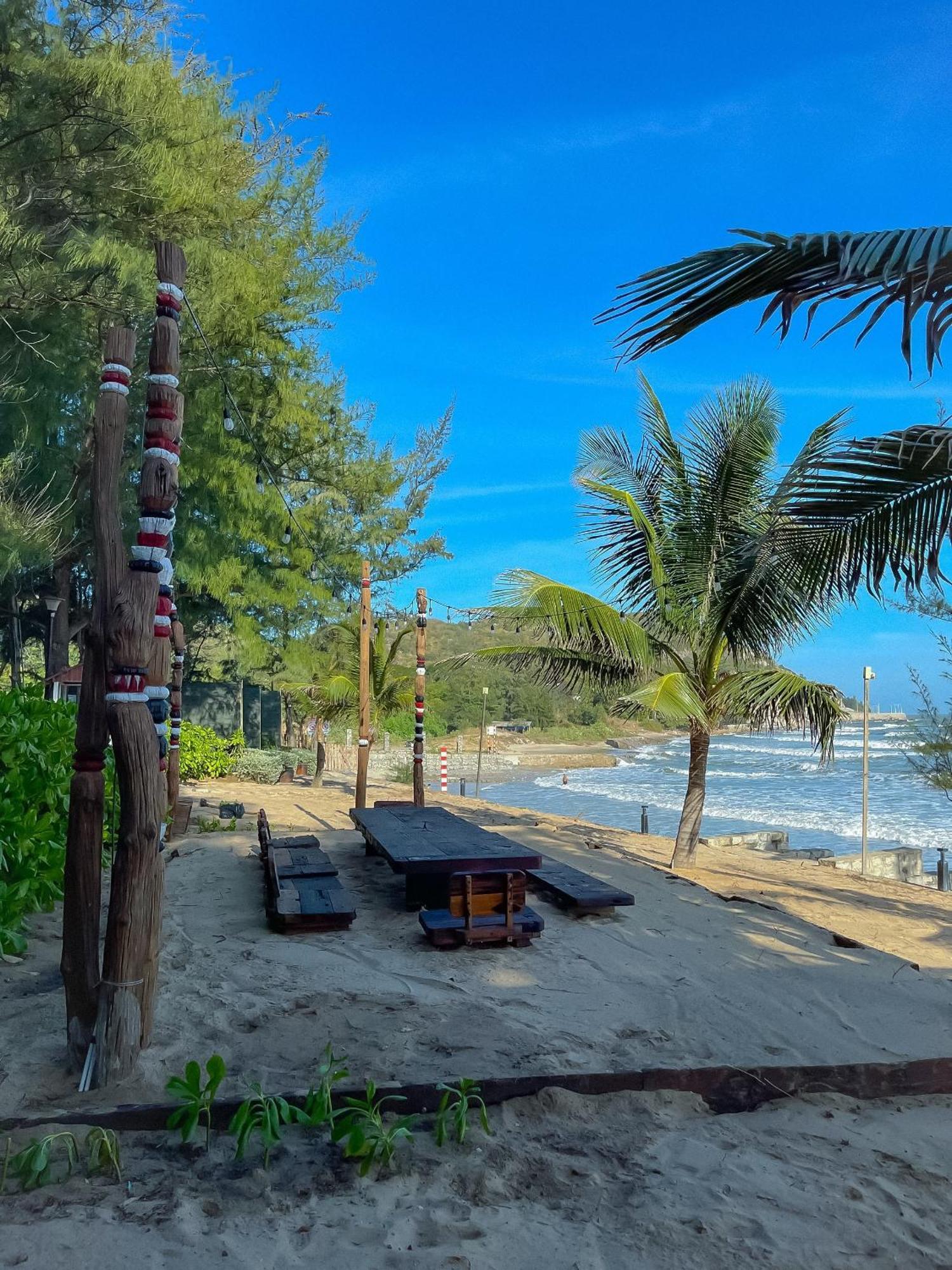 Long Hai Channel Beach Resort Bagian luar foto