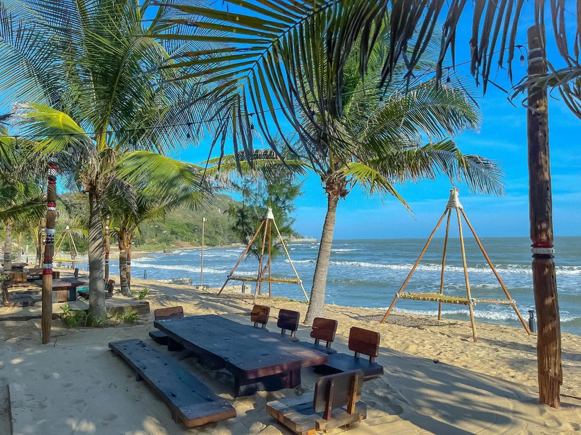 Long Hai Channel Beach Resort Bagian luar foto